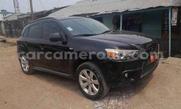 Buy Used Mitsubishi Outlander Black Car in Douala in Littoral Cameroon