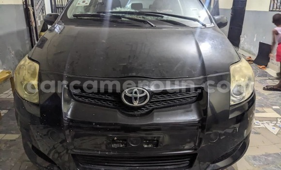 Sayi Na hannu Toyota Auris Black Mota in Douala a Ƙasar Kamaru Sayi Na hannu Toyota Auris Black Mota in Douala a Ƙasar Kamaru