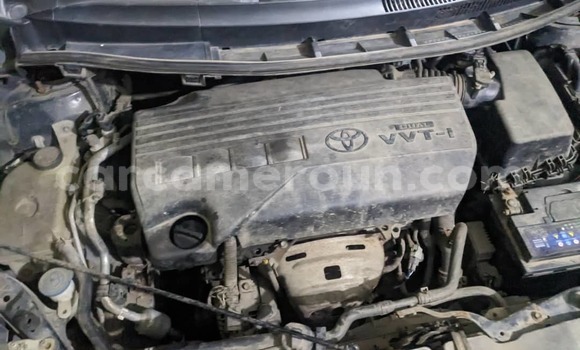 Sayi Na hannu Toyota Auris Black Mota in Douala a Ƙasar Kamaru Sayi Na hannu Toyota Auris Black Mota in Douala a Ƙasar Kamaru