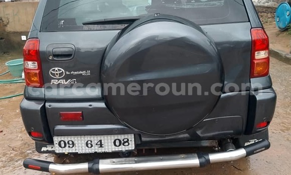 Acheter Occasion Voiture Toyota RAV4 Gris à Douala, Littoral Cameroon Acheter Occasion Voiture Toyota RAV4 Gris à Douala, Littoral Cameroon