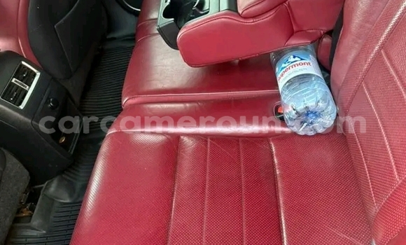 Sayi Na hannu Lexus RX 350 Sauran Mota in Douala a Ƙasar Kamaru Sayi Na hannu Lexus RX 350 Sauran Mota in Douala a Ƙasar Kamaru