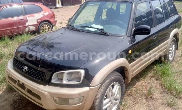 Acheter Occasion Voiture Toyota RAV4 Noir à Douala, Littoral Cameroon Acheter Occasion Voiture Toyota RAV4 Noir à Douala, Littoral Cameroon
