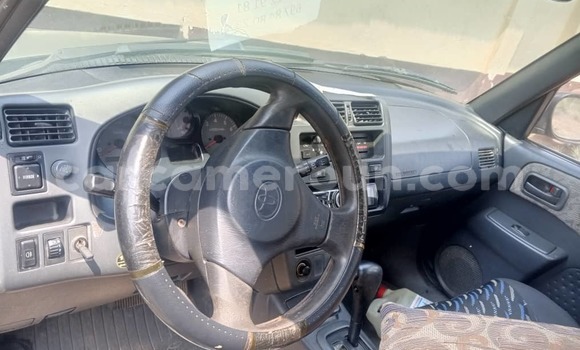 Acheter Occasion Voiture Toyota RAV4 Noir à Douala, Littoral Cameroon Acheter Occasion Voiture Toyota RAV4 Noir à Douala, Littoral Cameroon