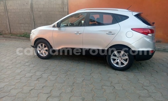 Acheter Occasion Voiture Hyundai ix35 Gris à Douala, Littoral Cameroon Acheter Occasion Voiture Hyundai ix35 Gris à Douala, Littoral Cameroon