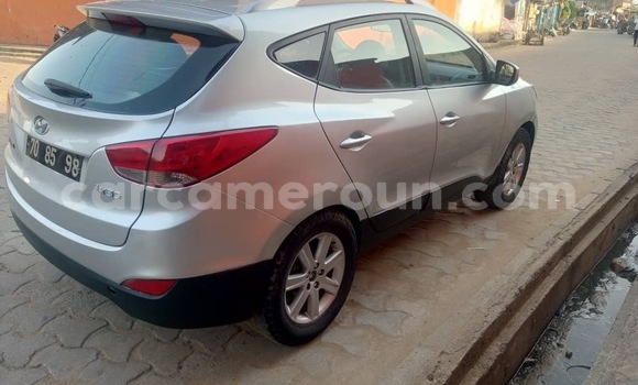 Acheter Occasion Voiture Hyundai ix35 Gris à Douala, Littoral Cameroon Acheter Occasion Voiture Hyundai ix35 Gris à Douala, Littoral Cameroon