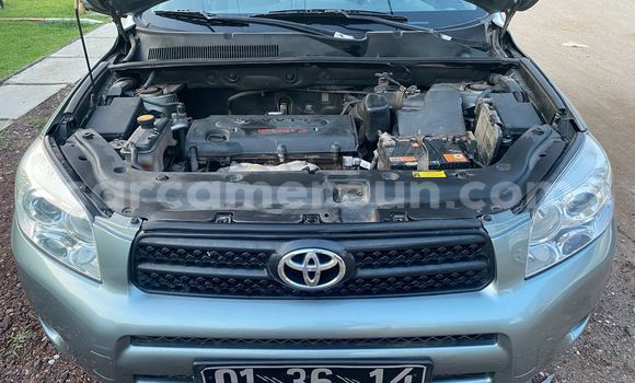 Acheter Import Voiture Toyota RAV4 Gris à Douala, Littoral Cameroon Acheter Import Voiture Toyota RAV4 Gris à Douala, Littoral Cameroon