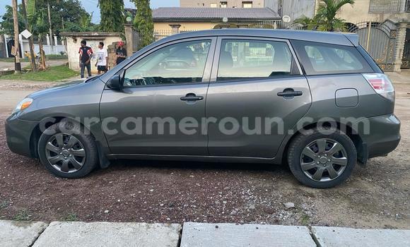 Acheter Import Voiture Toyota Matrix Gris à Douala, Littoral Cameroon Acheter Import Voiture Toyota Matrix Gris à Douala, Littoral Cameroon