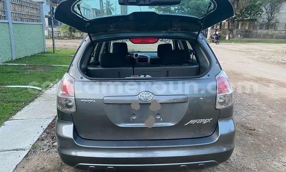 Acheter Import Voiture Toyota Matrix Gris à Douala, Littoral Cameroon Acheter Import Voiture Toyota Matrix Gris à Douala, Littoral Cameroon
