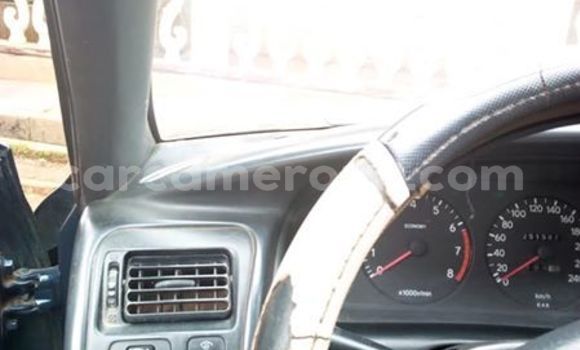 Sayi Na hannu Toyota Corolla Sauran Mota in Yaounde a Babban Kamaru Sayi Na hannu Toyota Corolla Sauran Mota in Yaounde a Babban Kamaru