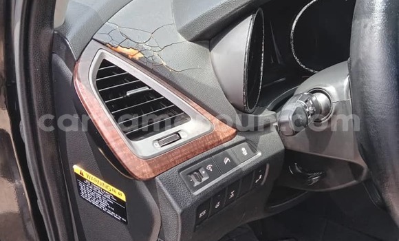 Acheter Occasion Voiture Hyundai Santa Fe Noir à Douala, Littoral Cameroon Acheter Occasion Voiture Hyundai Santa Fe Noir à Douala, Littoral Cameroon