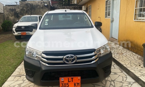 Acheter Occasion Voiture Toyota Hilux Blanc à Douala, Littoral Cameroon