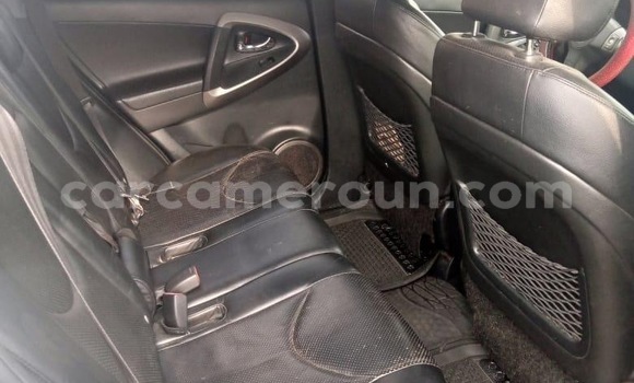 Acheter Occasion Voiture Toyota RAV4 Gris à Douala, Littoral Cameroon Acheter Occasion Voiture Toyota RAV4 Gris à Douala, Littoral Cameroon