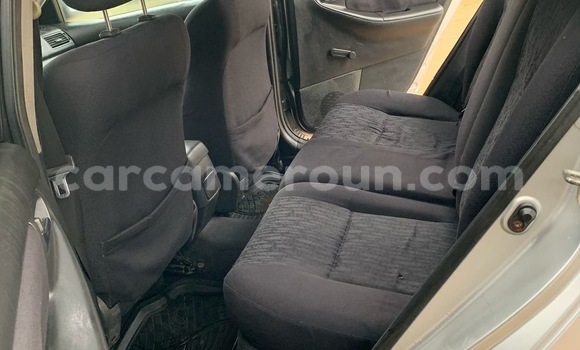 Acheter Occasion Voiture Toyota Corolla Gris à Douala, Littoral Cameroon Acheter Occasion Voiture Toyota Corolla Gris à Douala, Littoral Cameroon