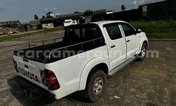 Buy Used Toyota Hilux White Car in Douala in Littoral Cameroon Buy Used Toyota Hilux White Car in Douala in Littoral Cameroon