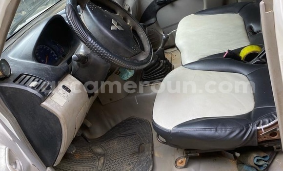 Buy Used Mitsubishi L200 White Car in Douala in Littoral Cameroon Buy Used Mitsubishi L200 White Car in Douala in Littoral Cameroon
