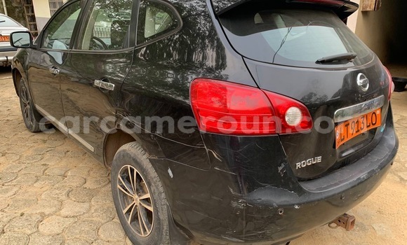 Sayi Na hannu Nissan Rogue Black Mota in Douala a Ƙasar Kamaru Sayi Na hannu Nissan Rogue Black Mota in Douala a Ƙasar Kamaru