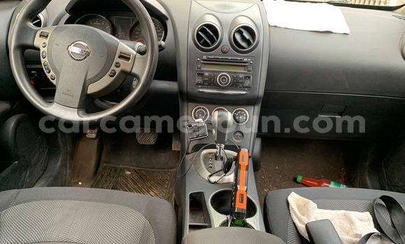 Sayi Na hannu Nissan Rogue Black Mota in Douala a Ƙasar Kamaru Sayi Na hannu Nissan Rogue Black Mota in Douala a Ƙasar Kamaru