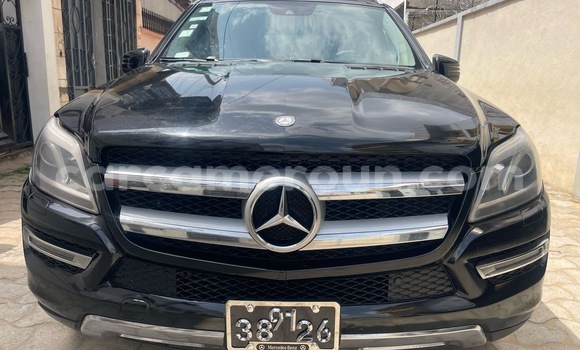 Buy Used Mercedes‒Benz GL–Class Black Car in Douala in Littoral Cameroon
