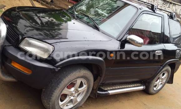 Acheter Occasion Voiture Toyota RAV4 Noir à Douala, Littoral Cameroon Acheter Occasion Voiture Toyota RAV4 Noir à Douala, Littoral Cameroon
