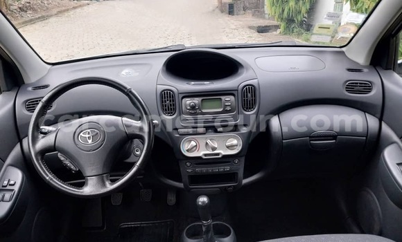 Buy Used Toyota Yaris Verso Silver Car in Douala in Littoral Cameroon Buy Used Toyota Yaris Verso Silver Car in Douala in Littoral Cameroon