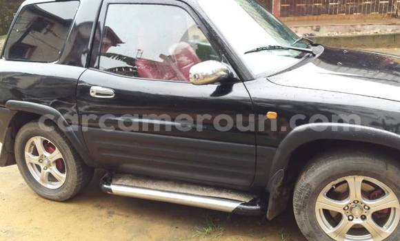 Acheter Occasion Voiture Toyota RAV4 Noir à Douala, Littoral Cameroon Acheter Occasion Voiture Toyota RAV4 Noir à Douala, Littoral Cameroon