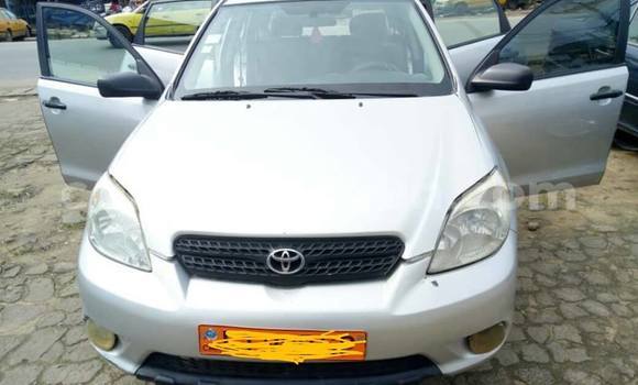Acheter Occasion Voiture Toyota Matrix Gris à Douala, Littoral Cameroon Acheter Occasion Voiture Toyota Matrix Gris à Douala, Littoral Cameroon