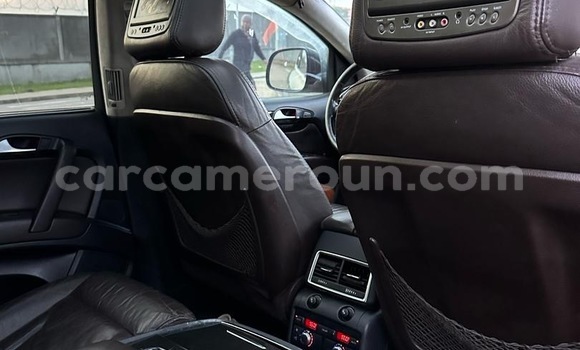 Sayi Na hannu Audi Q7 Black Mota in Douala a Ƙasar Kamaru Sayi Na hannu Audi Q7 Black Mota in Douala a Ƙasar Kamaru