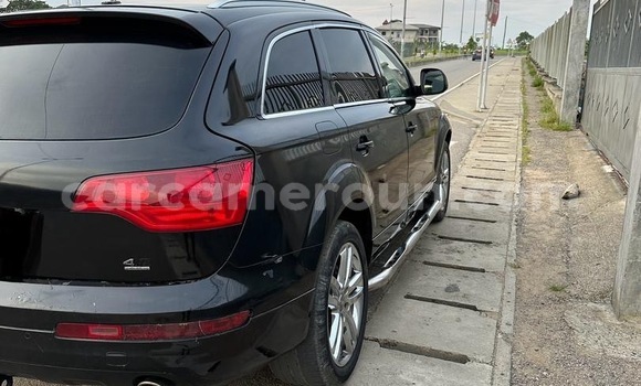 Sayi Na hannu Audi Q7 Black Mota in Douala a Ƙasar Kamaru Sayi Na hannu Audi Q7 Black Mota in Douala a Ƙasar Kamaru
