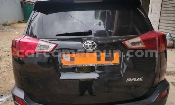 Sayi Na hannu Toyota RAV4 Black Mota in Douala a Ƙasar Kamaru Sayi Na hannu Toyota RAV4 Black Mota in Douala a Ƙasar Kamaru