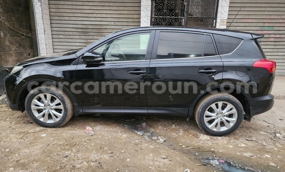 Sayi Na hannu Toyota RAV4 Black Mota in Douala a Ƙasar Kamaru Sayi Na hannu Toyota RAV4 Black Mota in Douala a Ƙasar Kamaru