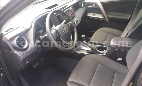 Acheter Occasion Voiture Toyota RAV4 Noir à Yaoundé, Central Cameroon Acheter Occasion Voiture Toyota RAV4 Noir à Yaoundé, Central Cameroon