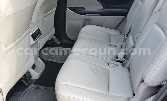 Acheter Import Voiture Toyota Highlander Noir à Douala, Littoral Cameroon Acheter Import Voiture Toyota Highlander Noir à Douala, Littoral Cameroon