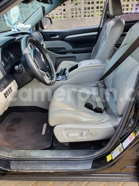 Big with watermark toyota highlander littoral cameroon douala 20059