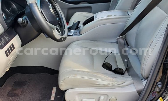 Acheter Import Voiture Toyota Highlander Noir à Douala, Littoral Cameroon Acheter Import Voiture Toyota Highlander Noir à Douala, Littoral Cameroon