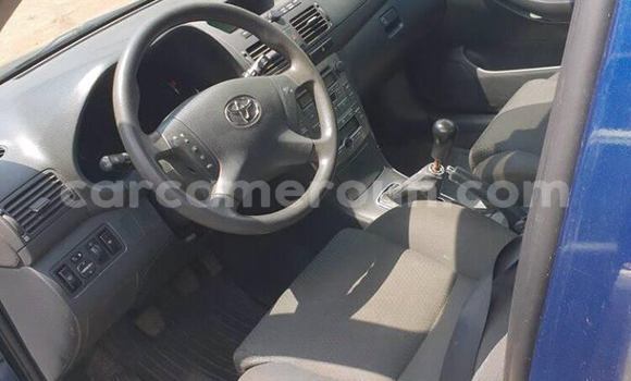 Acheter Occasion Voiture Toyota Avensis Bleu à Yaoundé, Central Cameroon Acheter Occasion Voiture Toyota Avensis Bleu à Yaoundé, Central Cameroon