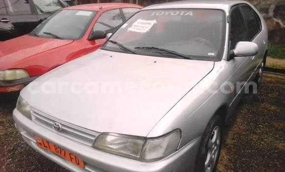Acheter Occasion Voiture Toyota Corolla Gris à Yaoundé, Central Cameroon Acheter Occasion Voiture Toyota Corolla Gris à Yaoundé, Central Cameroon