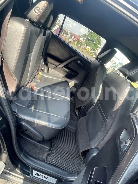 Big with watermark toyota rav4 littoral cameroon douala 20101