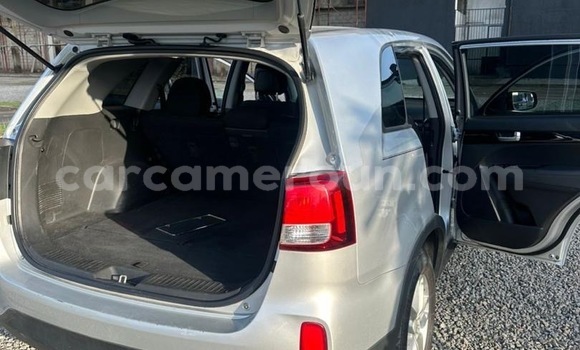 Acheter Import Voiture Kia Sorento Gris à Douala, Littoral Cameroon Acheter Import Voiture Kia Sorento Gris à Douala, Littoral Cameroon