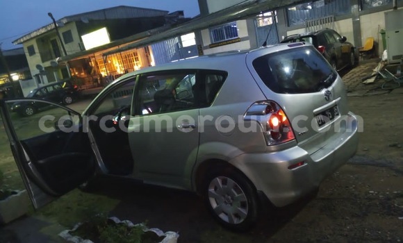 Acheter Occasion Voiture Toyota Corolla Gris à Douala, Littoral Cameroon Acheter Occasion Voiture Toyota Corolla Gris à Douala, Littoral Cameroon