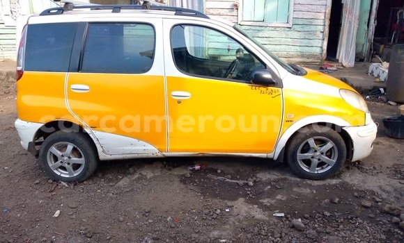 Acheter Occasion Voiture Toyota Yaris Verso Blanc à Douala, Littoral Cameroon Acheter Occasion Voiture Toyota Yaris Verso Blanc à Douala, Littoral Cameroon