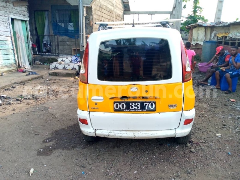Big with watermark toyota yaris verso littoral cameroon douala 20116