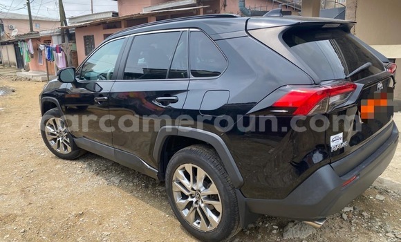 Acheter Occasion Voiture Toyota RAV4 Noir à Douala, Littoral Cameroon Acheter Occasion Voiture Toyota RAV4 Noir à Douala, Littoral Cameroon