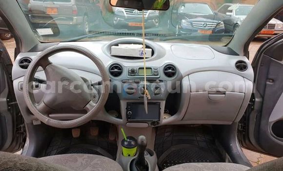 Acheter Import Voiture Toyota Yaris Gris à Yaoundé, Central Cameroon Acheter Import Voiture Toyota Yaris Gris à Yaoundé, Central Cameroon