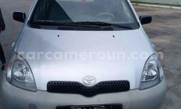 Acheter Import Voiture Toyota Yaris Gris à Yaoundé, Central Cameroon Acheter Import Voiture Toyota Yaris Gris à Yaoundé, Central Cameroon
