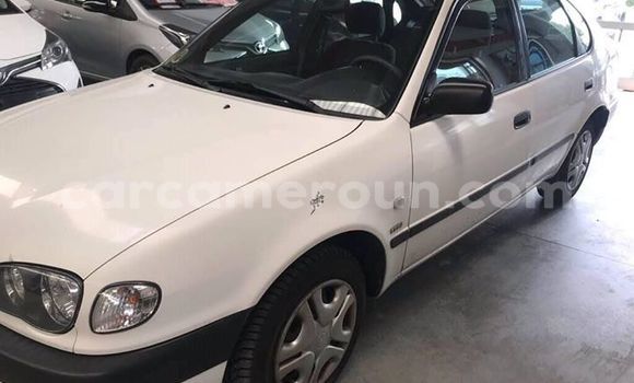 Acheter Import Voiture Toyota Corolla Blanc à Yaoundé, Central Cameroon Acheter Import Voiture Toyota Corolla Blanc à Yaoundé, Central Cameroon
