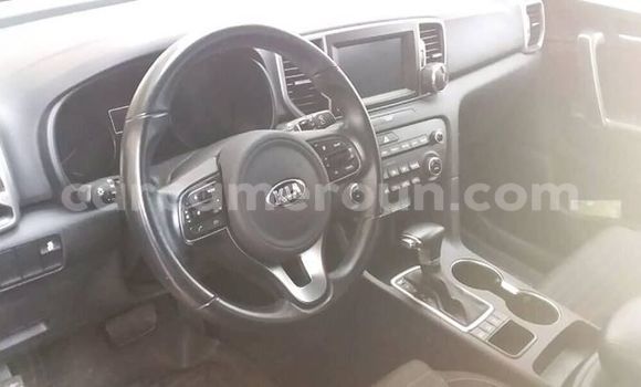Acheter Import Voiture Kia Sportage Blanc à Yaoundé, Central Cameroon Acheter Import Voiture Kia Sportage Blanc à Yaoundé, Central Cameroon