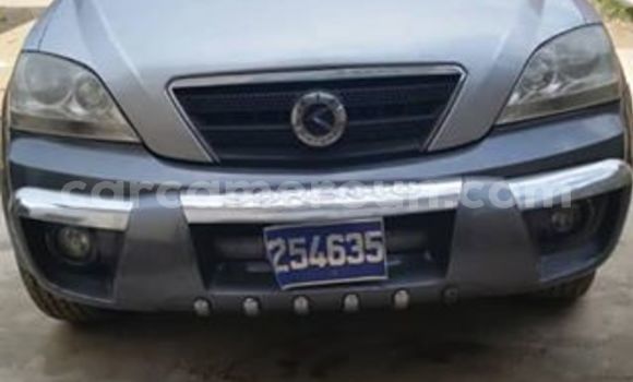 Sayi Imported Kia Sorento Azurfa Mota in Yaounde a Babban Kamaru