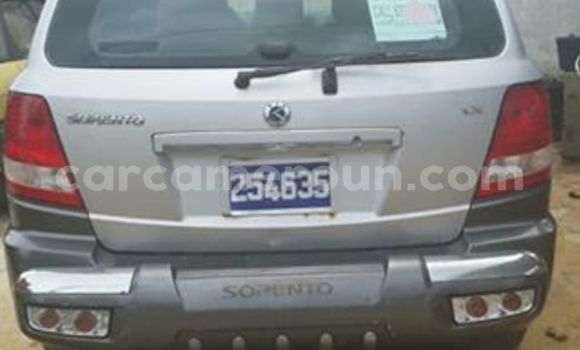 Acheter Import Voiture Kia Sorento Gris à Yaoundé, Central Cameroon Acheter Import Voiture Kia Sorento Gris à Yaoundé, Central Cameroon