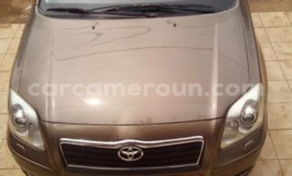 Acheter Import Voiture Toyota Avensis Marron à Yaoundé, Central Cameroon Acheter Import Voiture Toyota Avensis Marron à Yaoundé, Central Cameroon