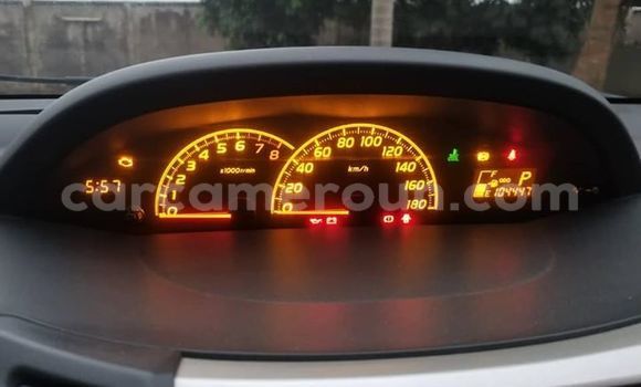 Sayi Imported Toyota Corolla Sauran Mota in Yaounde a Babban Kamaru Sayi Imported Toyota Corolla Sauran Mota in Yaounde a Babban Kamaru